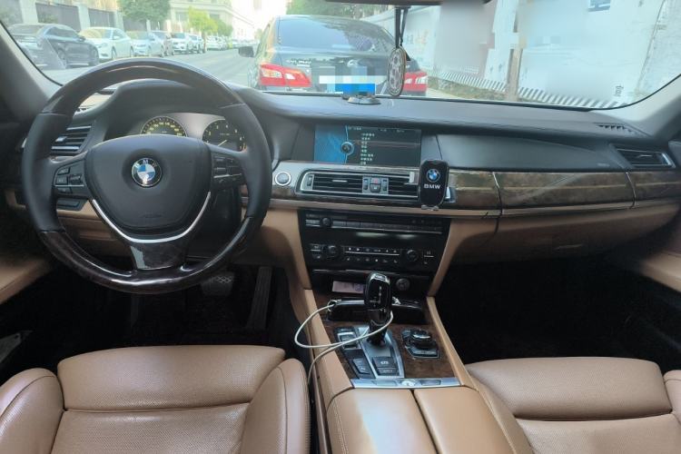Used BMW 7 Series 2010 760Li Center Console