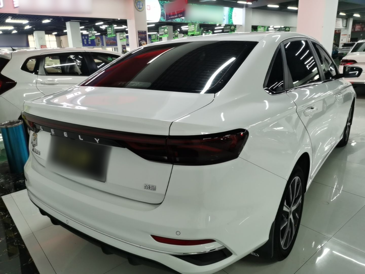 Geely Auto Emgrand 2022 4th Generation 1.5L CVT Luxury Model - Premium — снимка 5