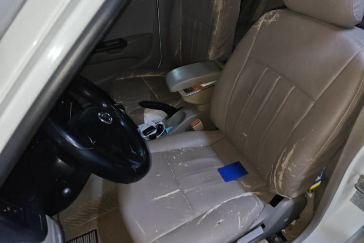 Used Soueast V3 Lingyue 2012 1.5L Manual Comfort Edition Left Front Seat