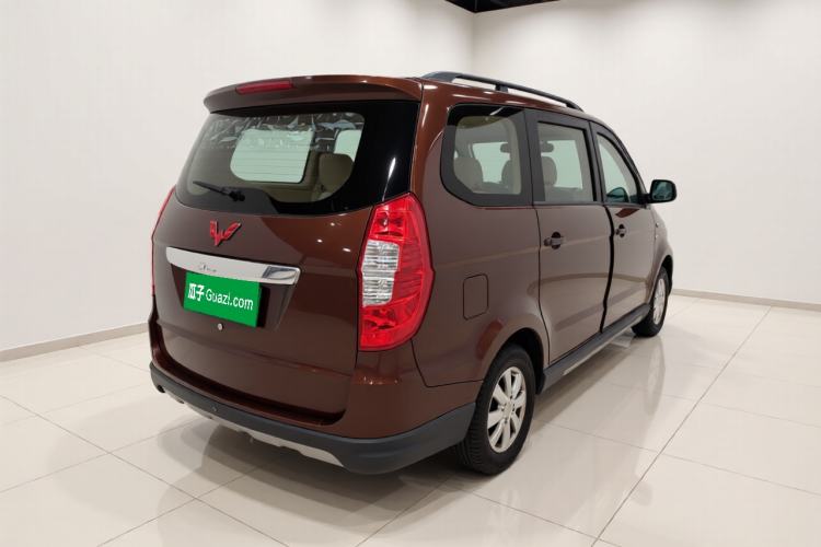 Used Wuling Hongguang 2014 1.5L S Comfort Model Rear Right 45 Deg