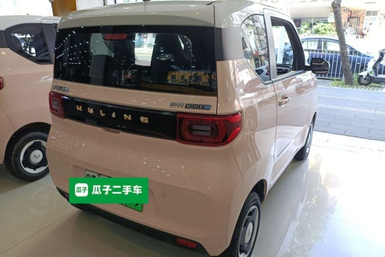 Used Wuling Hongguang MINIEV 2022 Macaron Premium Model – Lithium Ternary Battery
