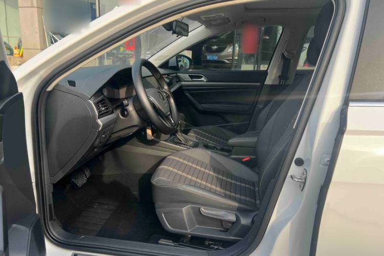 Used Volkswagen Lavida 2021 280TSI DSG Comfort Edition Interior 2