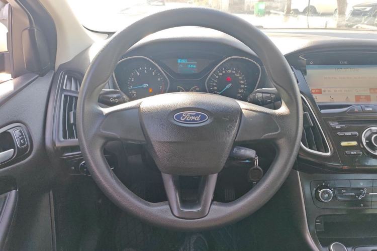 Used Ford Focus 2018 Hatchback Classic 1.6L Automatic Comfort Plus SmartDrive Edition