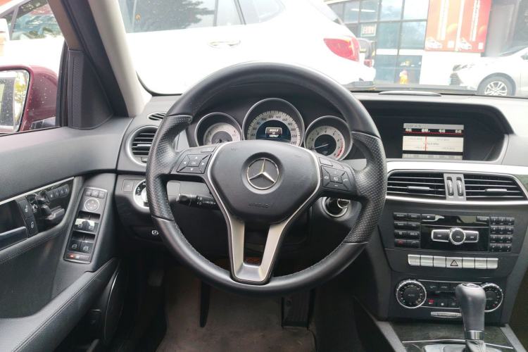 Used Mercedes-Benz C-Class 2013 C 260 CGI Elegant Model Steering Wheel