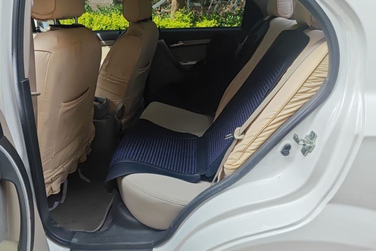 Used Chevrolet Lova 2010 1.4 AT Fashion Edition Left Rear Seat