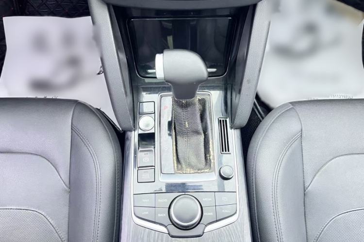 Used BORGWARD BX7 2016 28T 2WD Elite Edition 5-seater
