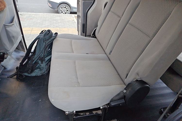 Used Jinbei Hiace X30 2020 1.5L Super-Comfortable Version China VI Standard SWC15M Left Rear Seat