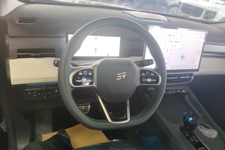 Used JETOUR X90 C-DM 2025 Elite Edition 5 Seats Steering Wheel