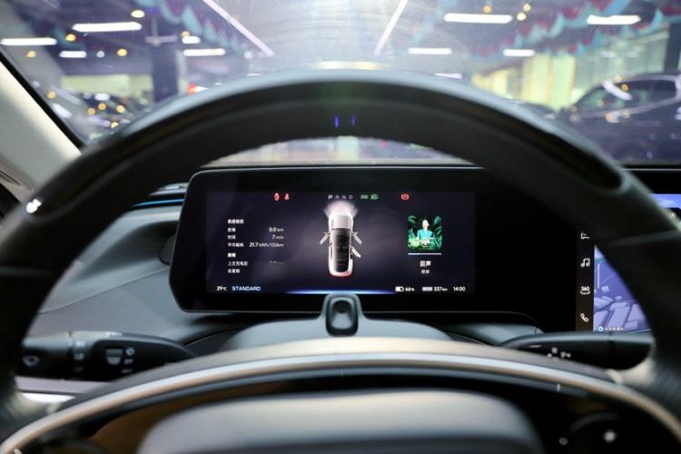 Used XPeng P7 2020 586N Interior 9