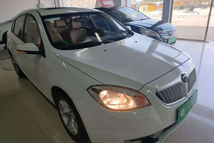 Used Brilliance H330 2013 1.5L Automatic Luxury Model
