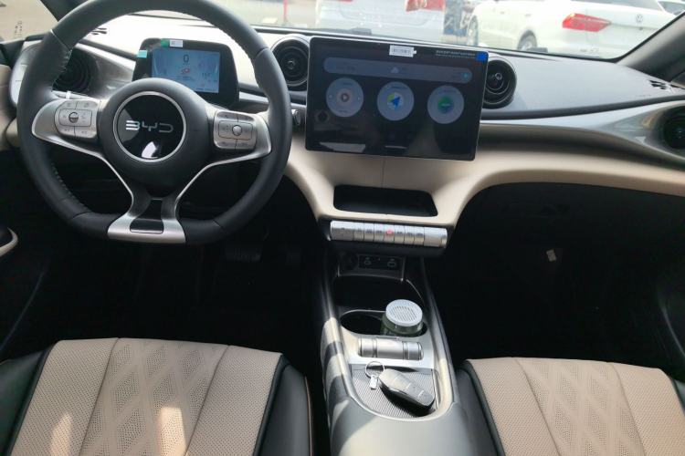 Used BYD Dolphin 2025 420km Free Edition Center Console