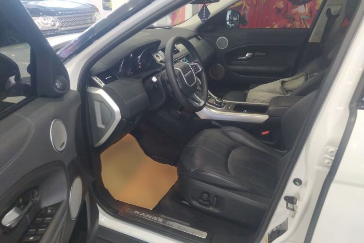 Used Land Rover Range Rover Evoque 2018 240 PS SE DYNAMIC Smart Edition
