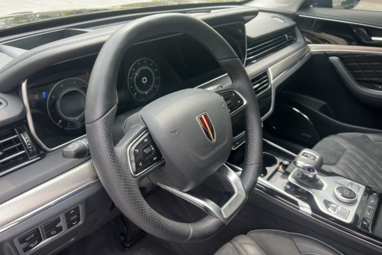 Used Hongqi HS5 2019 2.0T Smart Connect Flagship Edition Interior 1