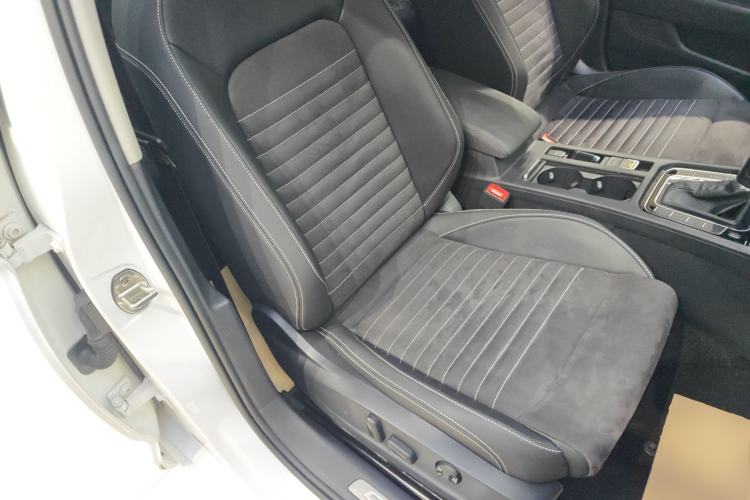 Used Volkswagen Magotan 2020 330TSI DSG Luxury Edition
