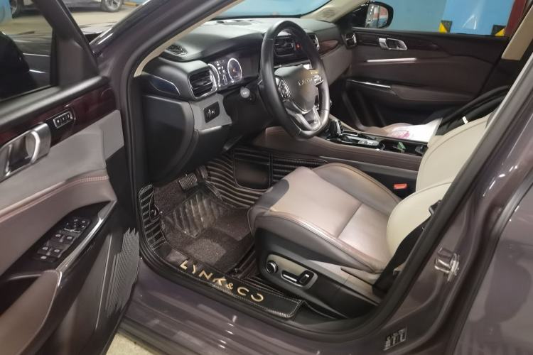 Used Lynk & Co 02 2019 High-Energy Edition 2.0T Automatic Two-Wheel Drive Shine Pro Edition China VI Standard
