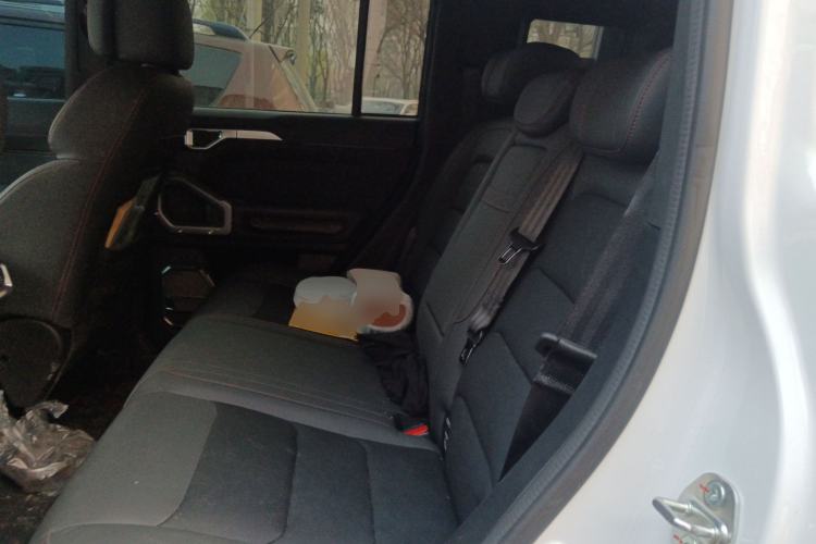 Used JETOUR Traveler 2024 2.0T All-Wheel-Drive Silver Dragon Wings