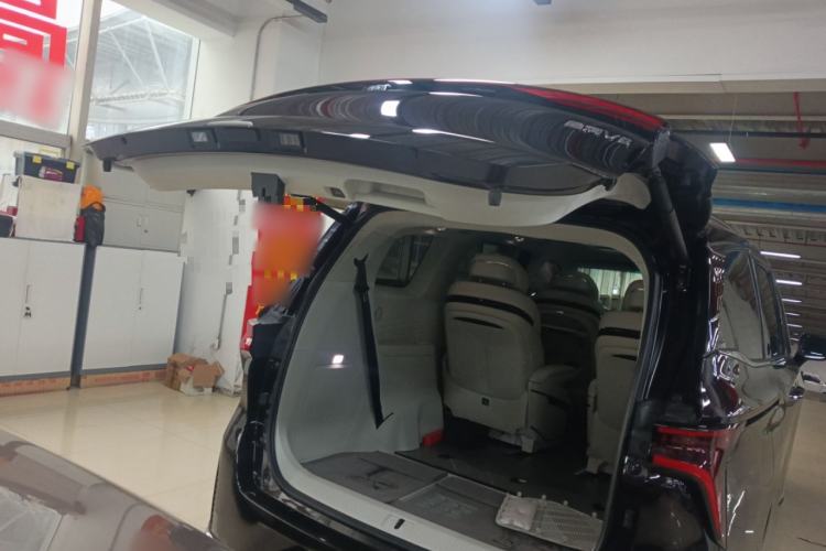 Used FORTHING Xinghai V9 2024 1.5TD 200km Qingyunti Series Premium Version Trunk