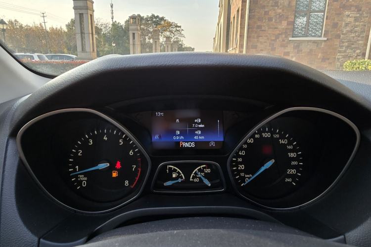 Used Ford Focus 2015 Sedan EcoBoost 180 Automatic Flagship Model