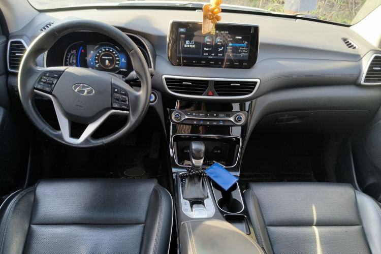 Used Hyundai Tucson 2020 280TGDi Two-Wheel-Drive GLS Fashion Edition China VI Standard