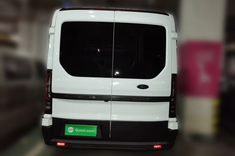 Used Ford Transit T8 2024 T8 2.3T Diesel Automatic Short Wheelbase Mid-Height 6-Seater Multi-Function Version 3/3
