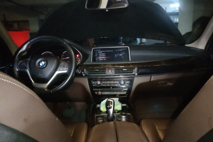 Used BMW X5 2017 xDrive28i
