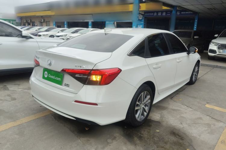 Used Honda Civic 2023 240TURBO CVT Dynamic Edition
