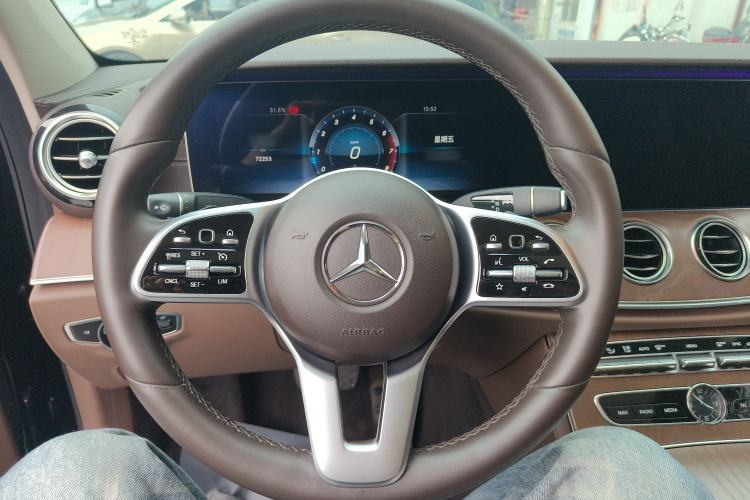 Used Mercedes-Benz E-Class 2019 Facelifted E 300 L Stylish Version Steering Wheel