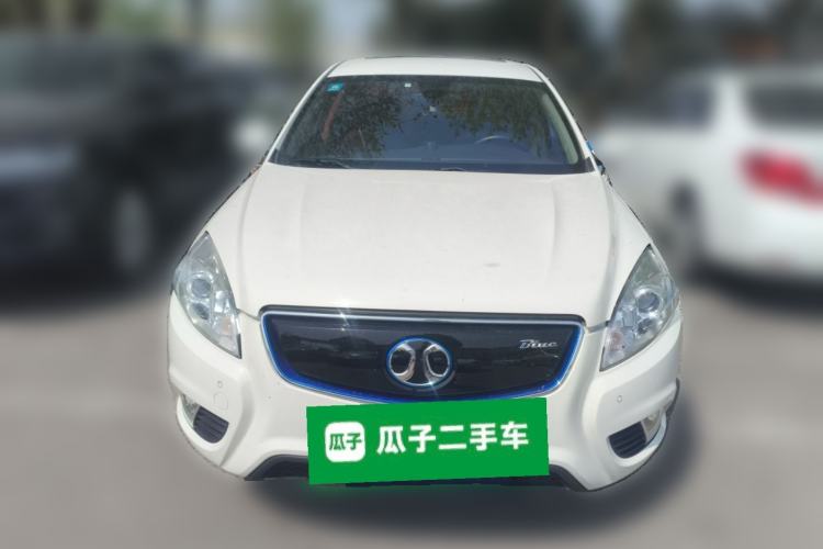 Used BAIC New Energy EU 2017 EU260 Enjoy Edition Front