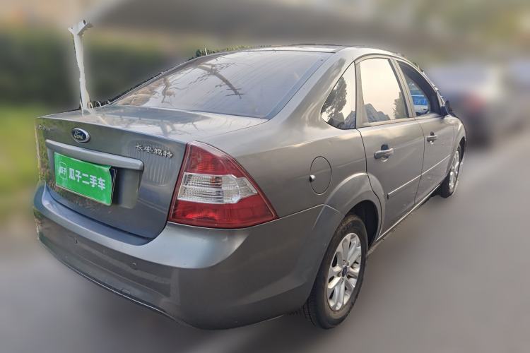 Used Ford Focus 2012 Sedan Classic 1.8L Automatic Fashion Edition