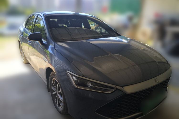 Used BYD Qin PLUS 2024 HONOR Edition DM-i 55KM Leading Model Front Right 45 Deg