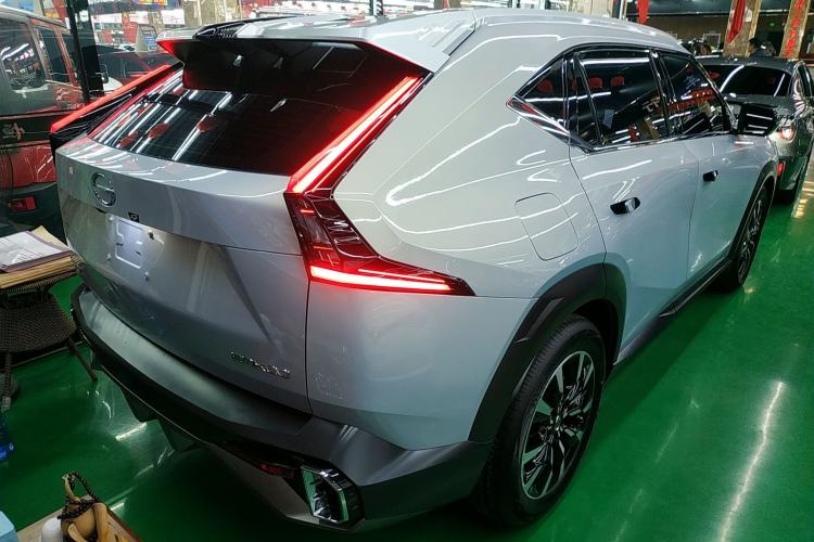 Used GAC Trumpchi EMKOO 2022 1.5T Supernova Pro Edition Rear Right 45 Deg