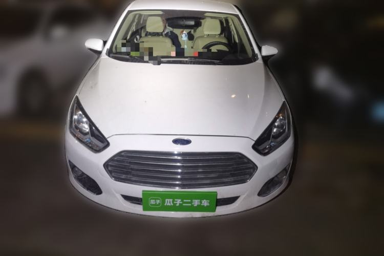 Used Ford Escort 2015 1.5L Automatic Comfort Edition Front