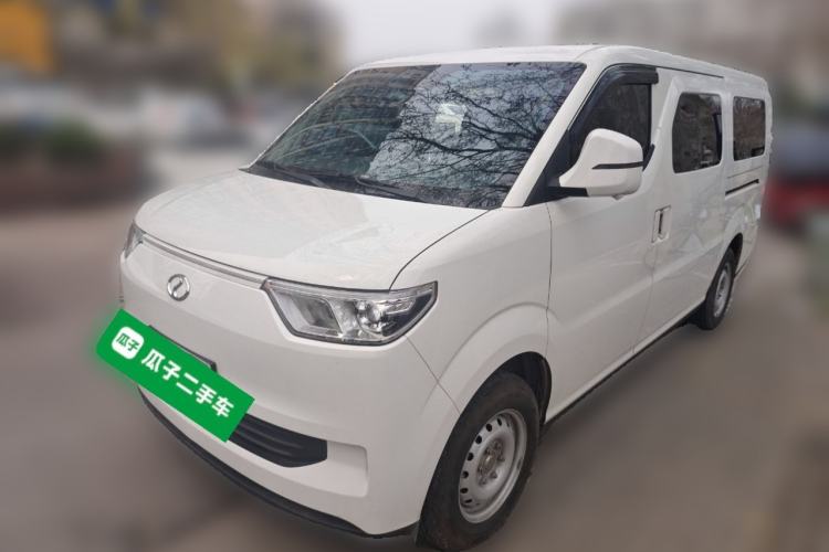 Used Ruichi R5 2025 Model Passenger Vehicle Smart Driving Ultra-Charging Edition, Pioneer Type I