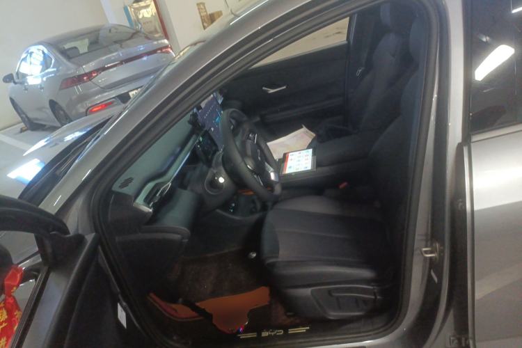 Used BYD e7 2025 Model 520 Smart Travel Edition