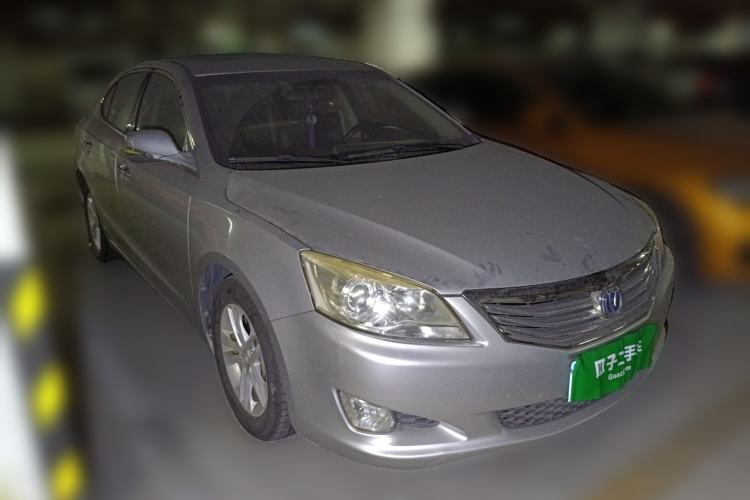 Used CHANGAN Raeton 2013 1.8T Automatic Elite Model China IV Standard Front Right 45 Deg