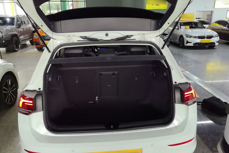 Used Volkswagen Golf 2021 280TSI DSG Pro Trunk