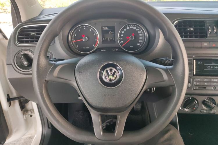 Used Volkswagen Polo 2014 1.6L Manual Comfort Edition