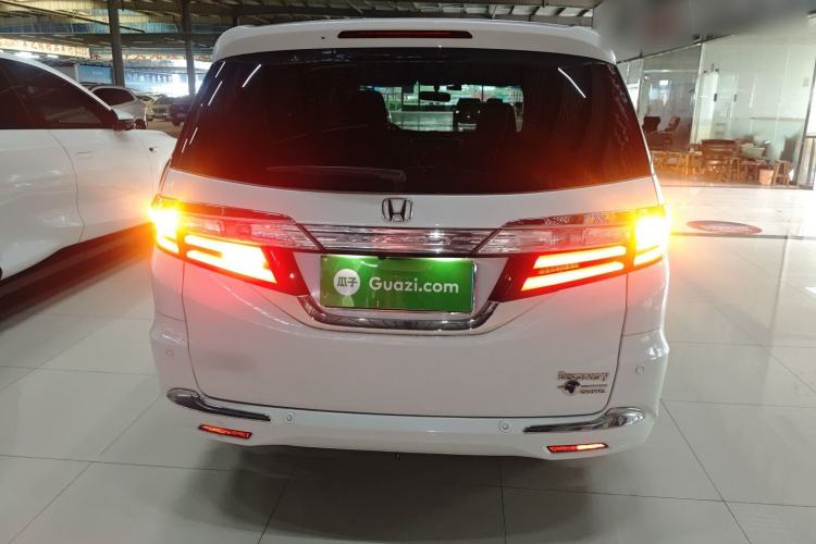 Used Honda Odyssey 2015 Updated Version 2.4L Smart Edition
