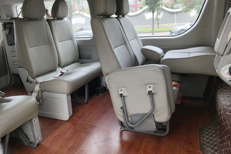 Used Jinbei Hiace 