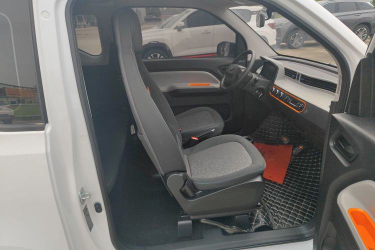 Used Wuling Hongguang MINIEV 2020 Lite Version Lithium Iron Phosphate Right Front Seat