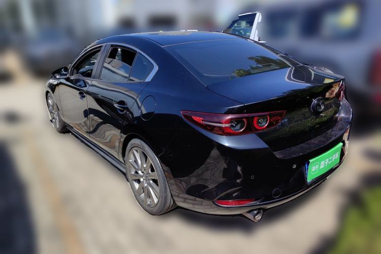 Used Mazda 3 Axela 2021 2.0L Automatic Zhiyao Edition
