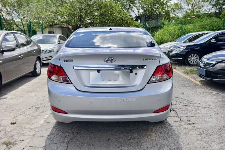 Used Hyundai Verna (older generation) 2010 Sedan 1.4L Automatic Comfort Model GS
