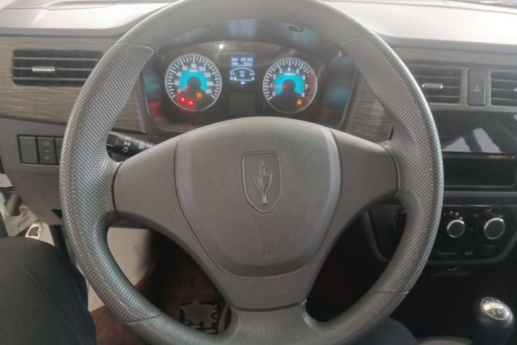 Used Jinbei Hiace X30 2020 1.5L Super-Comfortable Version China VI Standard SWC15M