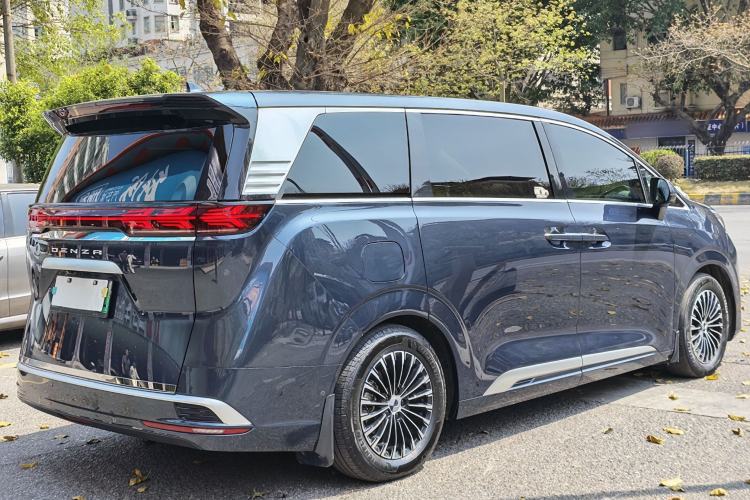 Used Denza D9 2022 DM-i 970 Four-Wheel Drive Flagship Model