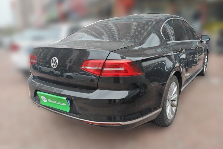 Used Volkswagen Magotan 2017 330TSI DSG Leading Model
