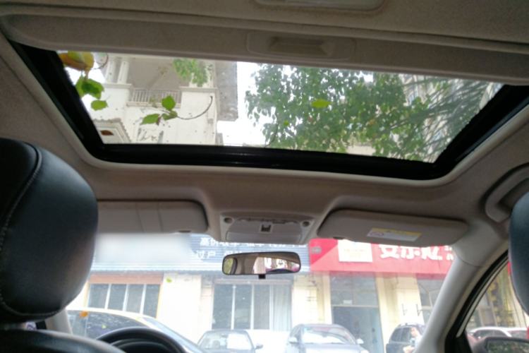 Used Nissan Sylphy 2016 1.6XV CVT Smart Enjoyment Version Headliner