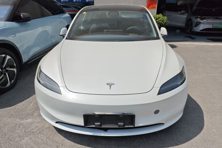 Used Tesla Model 3 2023 Long-Range All-Wheel-Drive Version Front