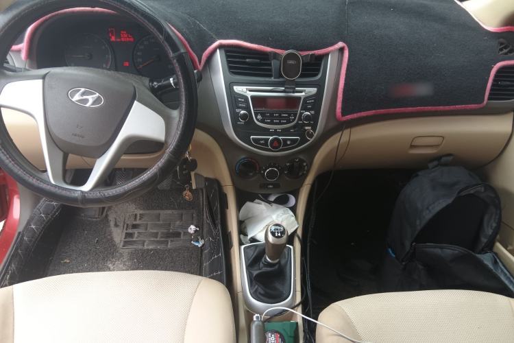 Used Hyundai Verna (older generation) 2010 Sedan 1.4L Manual Comfort GS
