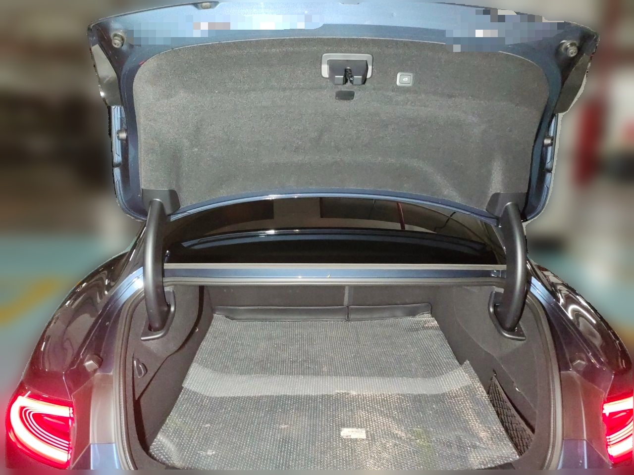 Xiaomi Auto SU7 2024 Rear-Drive Ultra-Long Range Advanced Pro-Level Intelligent Driving Version — снимка 16
