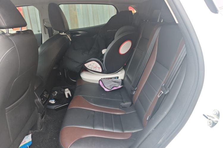 Used Wey VV5 2020 1.5T Two-Wheel Drive Smart Pioneer Left Rear Seat